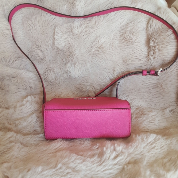 Michael Kors Pink Mini Crossbody Bag - Picture 4 of 7